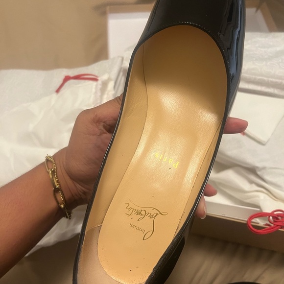 Red Bottoms Black Patent Leather Pumps - Picture 5 of 5